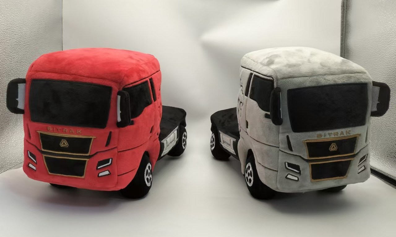 汽車毛絨玩偶