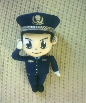 警察牛玩偶